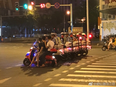 “警叔叔陪你一起等紅綠燈”“不敢動(dòng)？”-萬磊藝術(shù)涂料江蘇動(dòng)起來