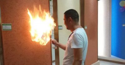 萬磊水性硅藻泥是否經(jīng)得起考驗(yàn)？新浪第一手測評結(jié)果曝光！