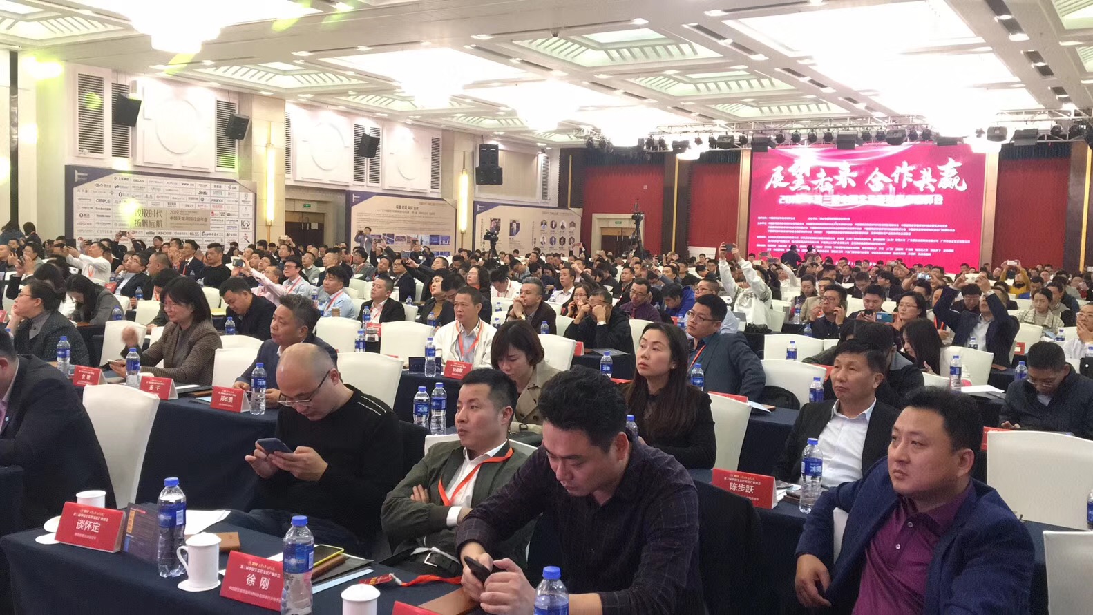 又一獎(jiǎng)項(xiàng)！創(chuàng)新獎(jiǎng)對(duì)于萬磊來說，含金量到底有多重？